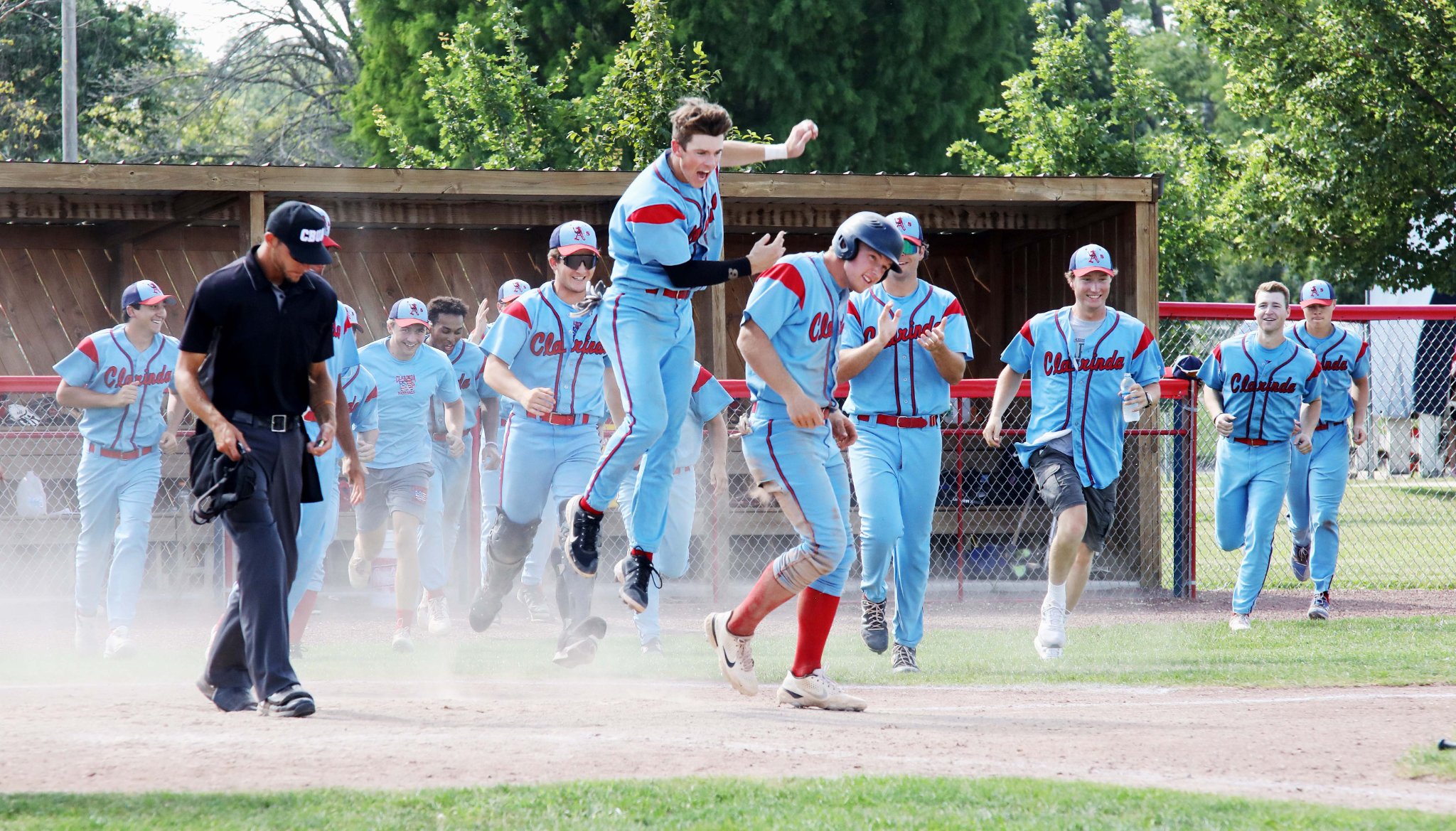 Clarinda topped Jefferson City in the MINK League Semifinals to advance to the championship series beginning Thursday.
